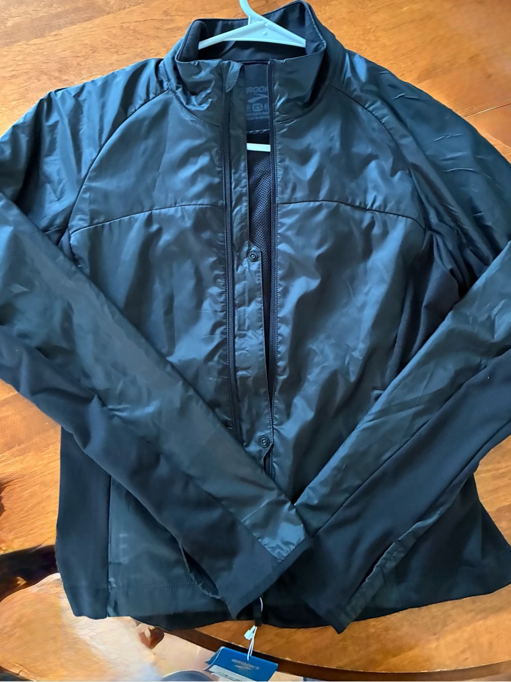 Women’s Brooks Fusion Hybrid Jacket NWT